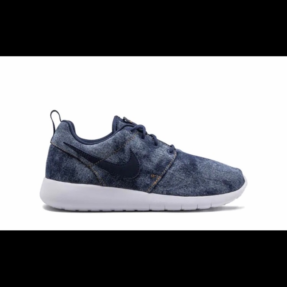 NIKE Roshe One SE sneakers